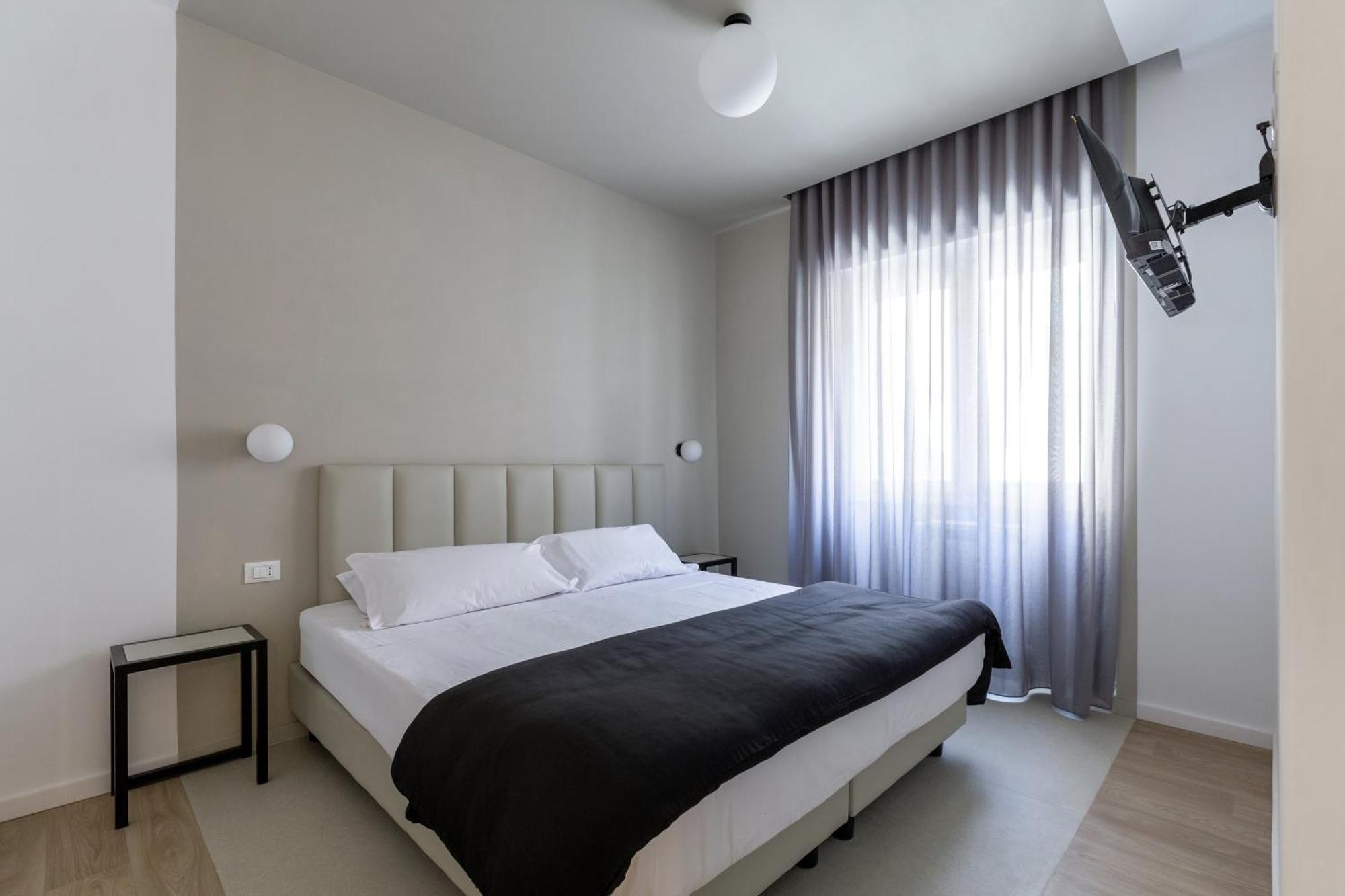 Luciano Queen'S Guest House โรม ภายนอก รูปภาพ